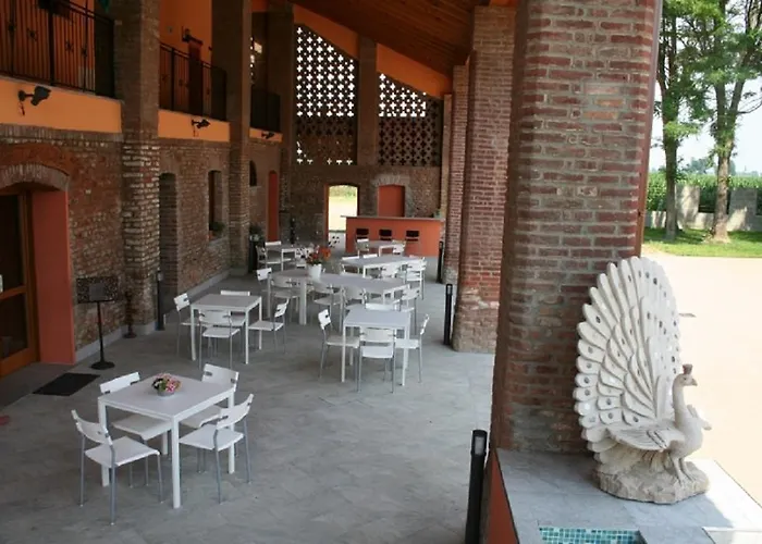 Antica Cascina B&B